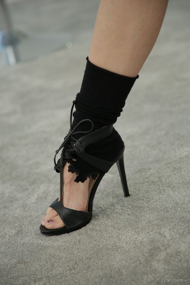 Footie Diva 00