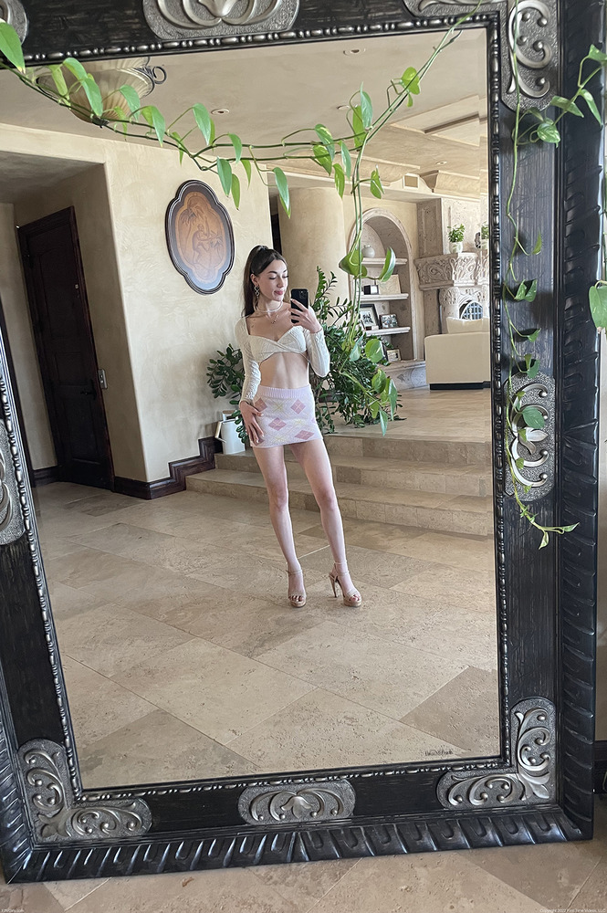 The Squirting Teen 13