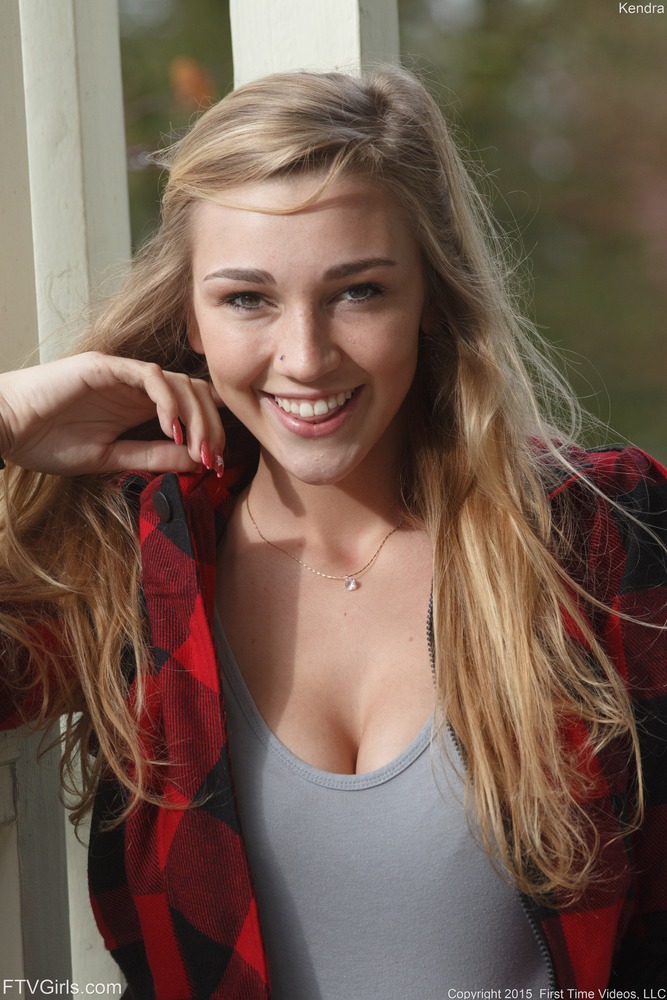 Kendra Sunderland - 12
