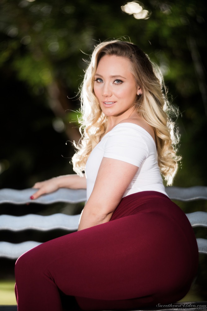 Your nude night dream AJ Applegate  - 3