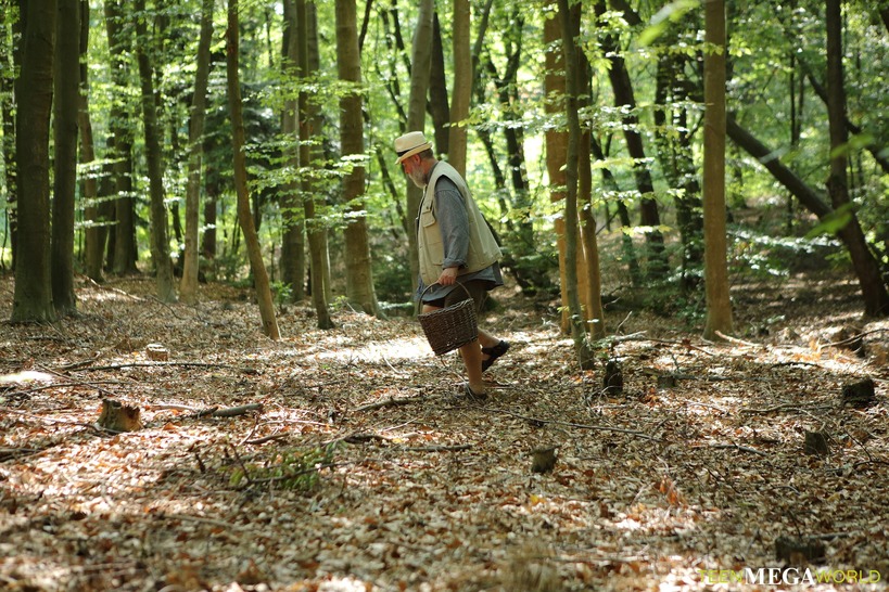 Mushroom hunter picks up blonde pussy 11