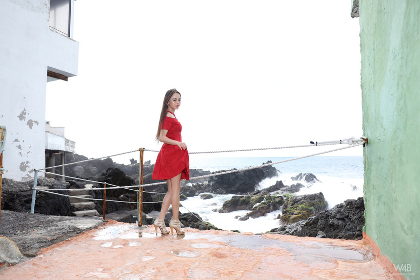 Girl In Red - 8